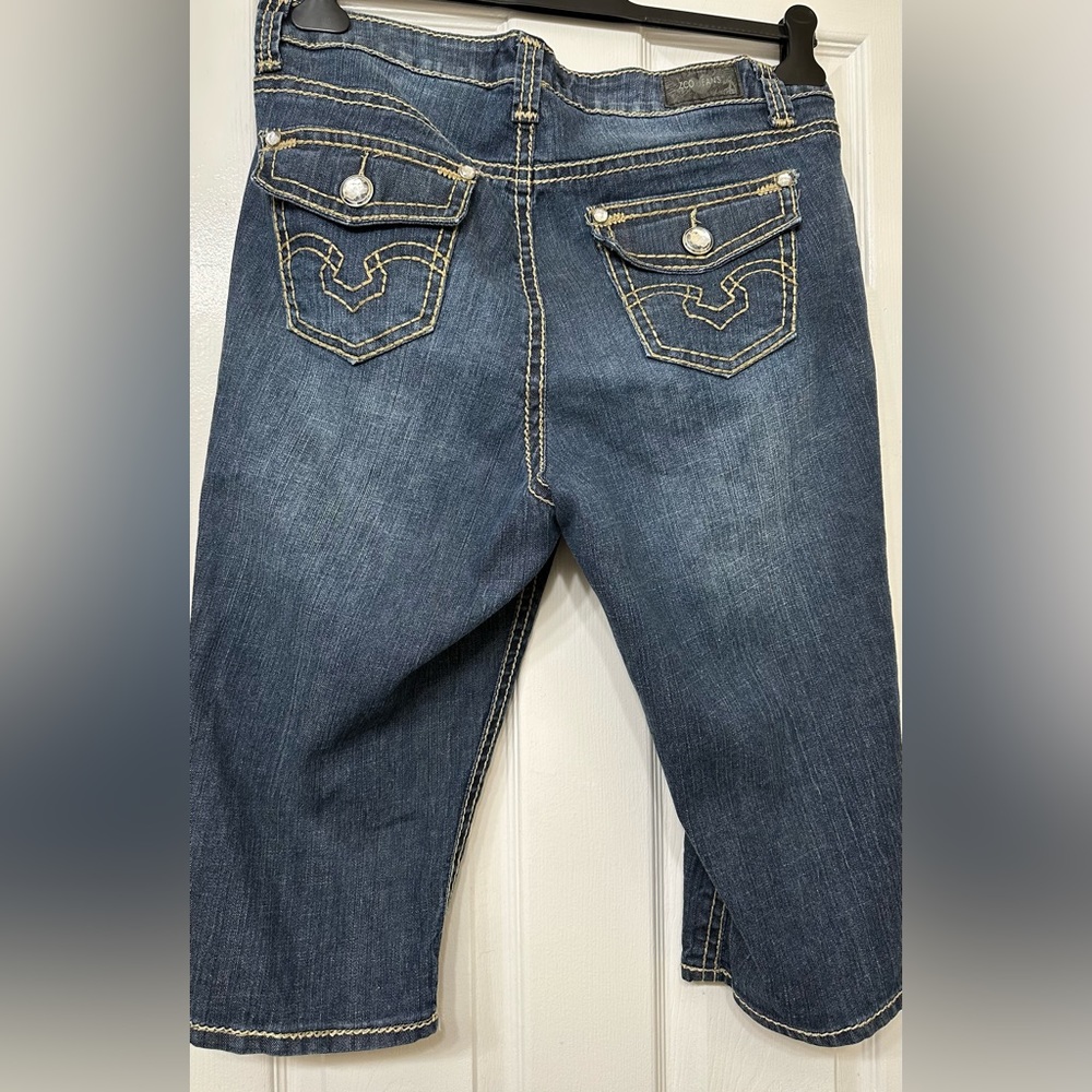 ZCO Blue Jeans Cropped Baggy Rhinestone Accents Denim Button Closure Plus SZ 16 - Picture 4 of 9